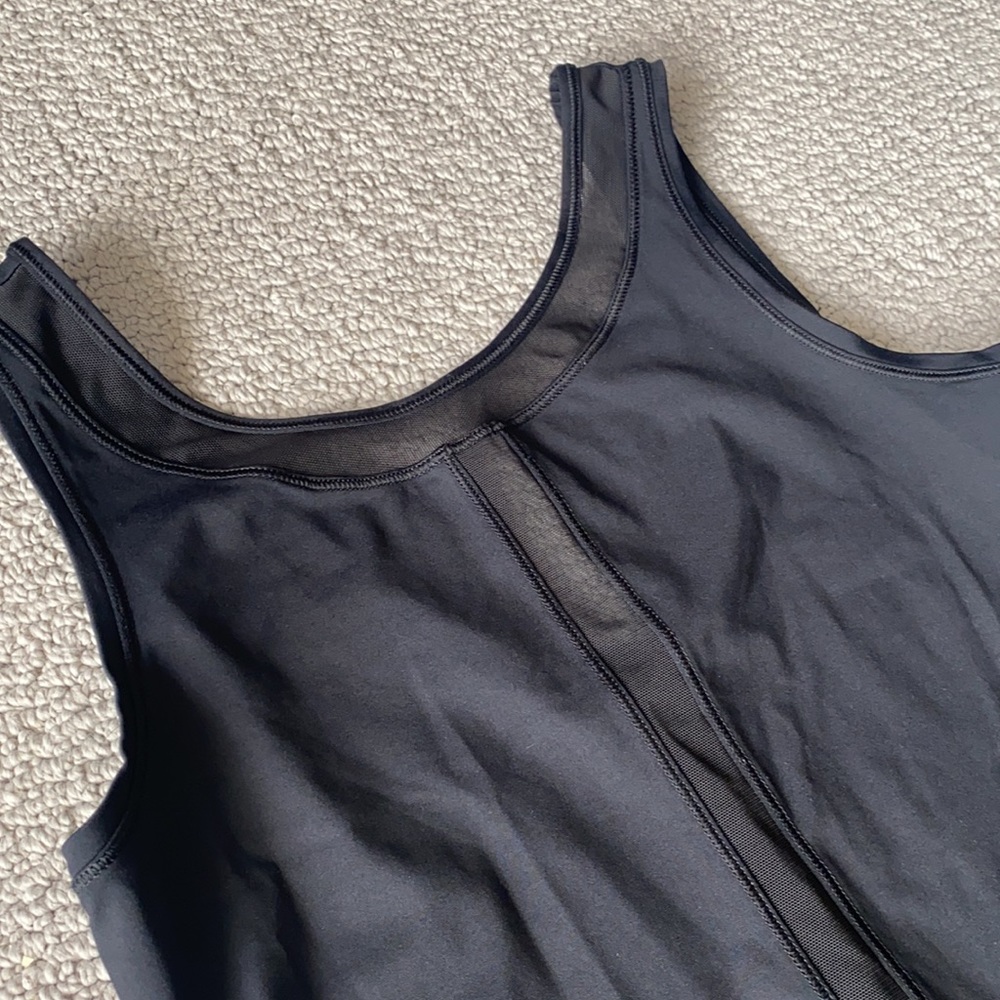 LULULEMON BLACK TANK TOP🤍 - Picture 6 of 10
